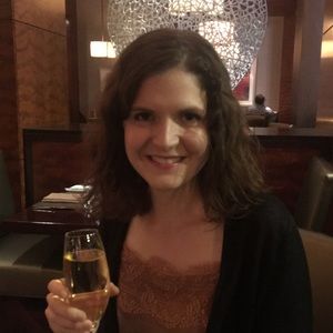 Meet your Posher, Laura